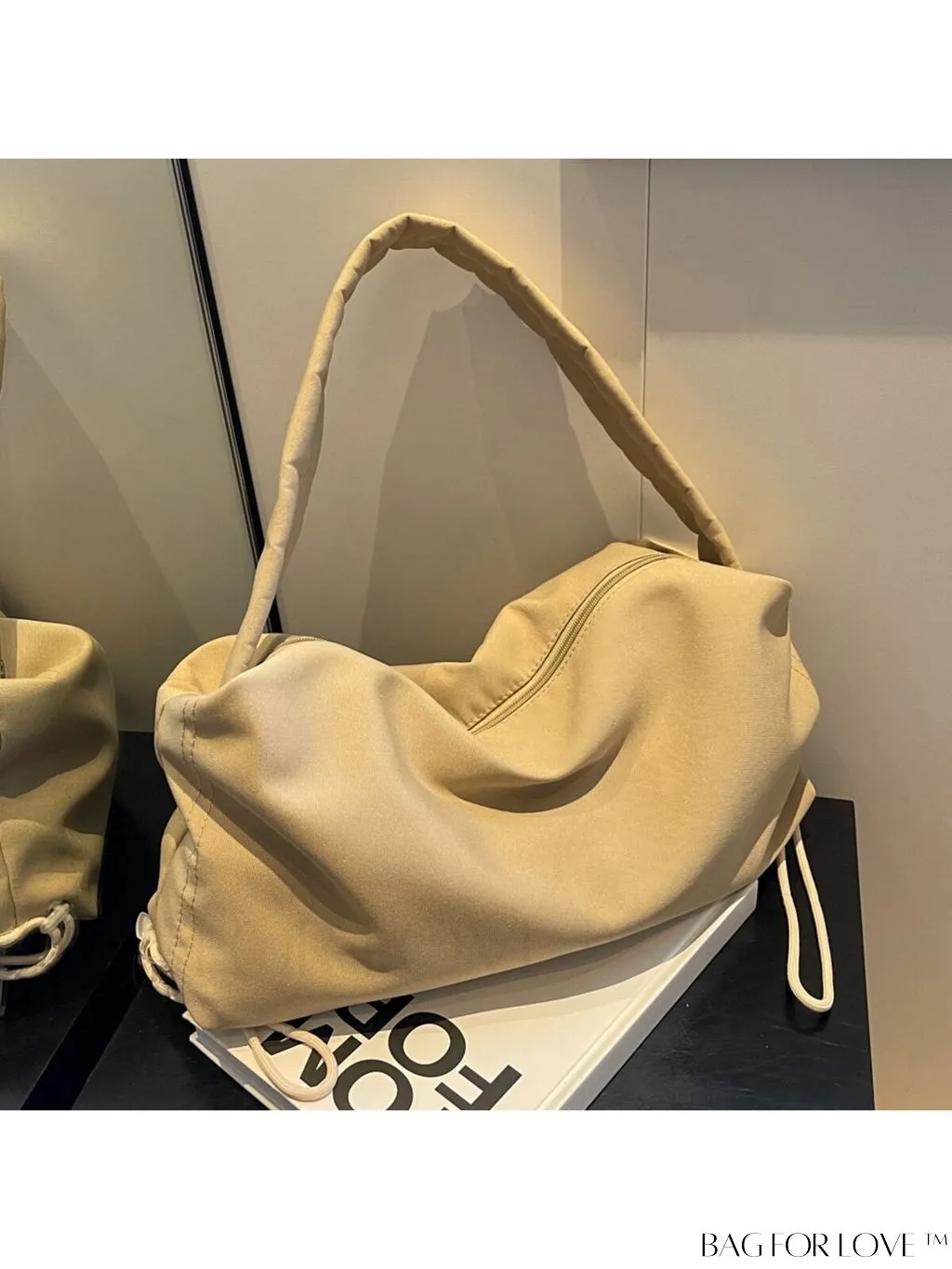 BagForLove - Classic Large Capacity Shoulder Bag in Fashionable Solid Color