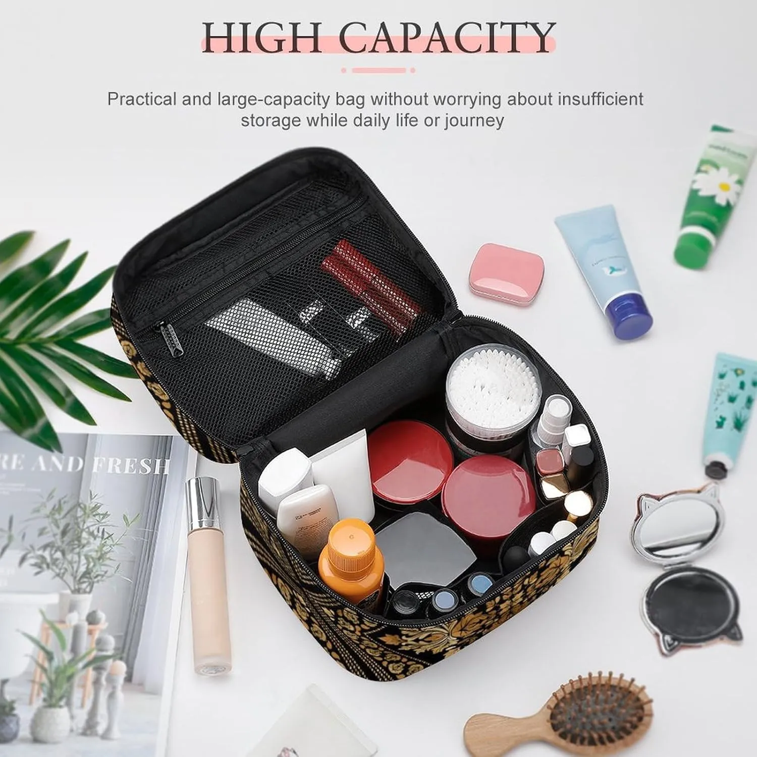 Brocade Pattern in Black And Gold Portable Large Capacity Portable Makeup Bag with Zipper