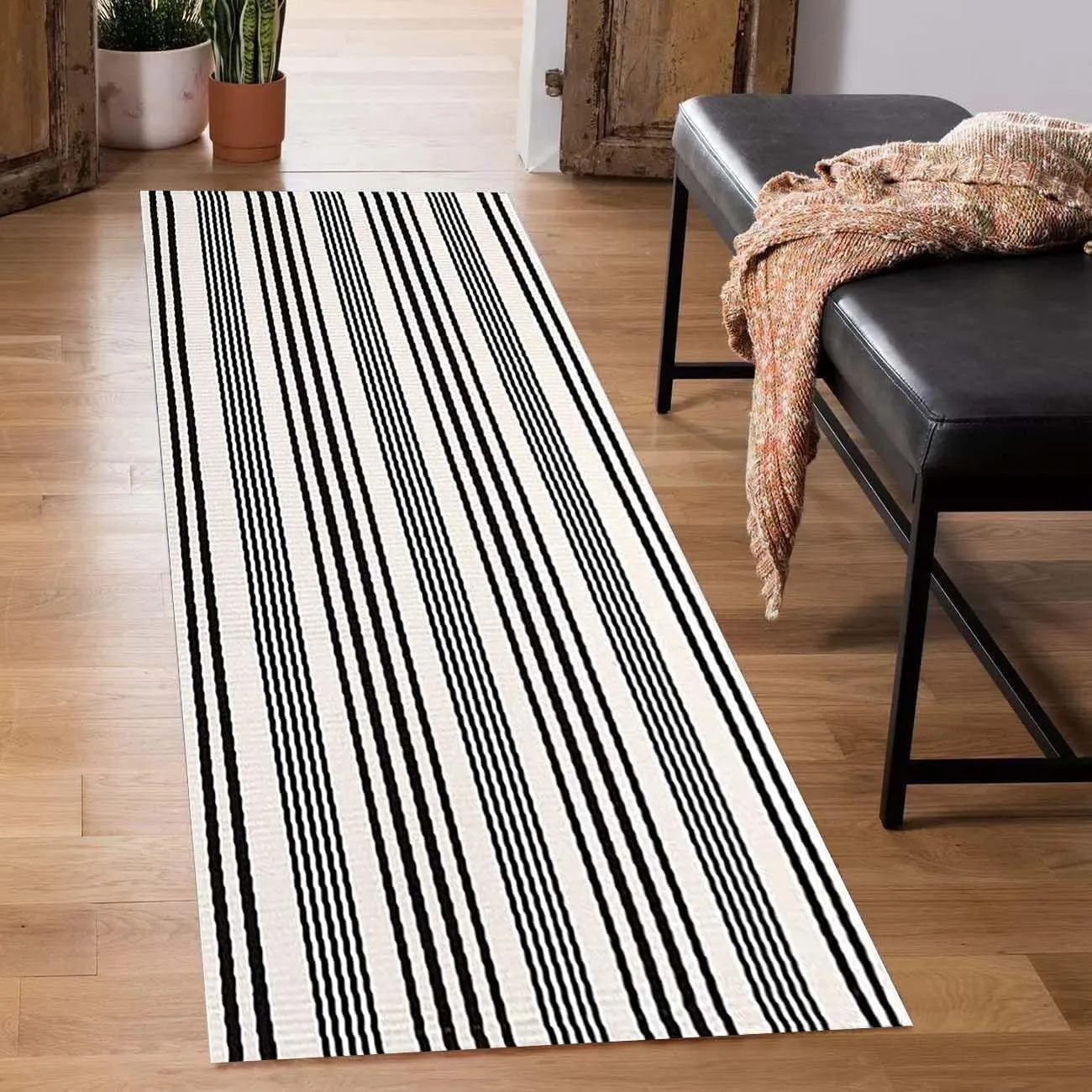 BUAGETUP Black and White Striped Hand-Woven Cotton Runner Rug 2x6ft Machine Washable Indoor Outdoor Doormat for Front Porch Entryway Rug