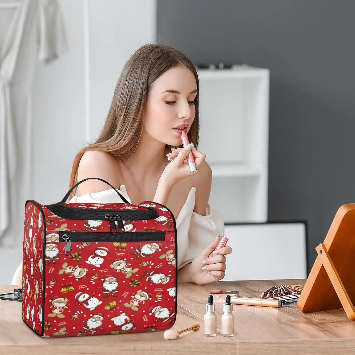 Christmas Xmas Decor Travel Makeup Bag for Women Men Santa Claus Snowman Portable Waterproof Cosmetic Bag Toiletry Bag Make up Case Organizer Bathroom Shower Bag with Handle Travel Accessories