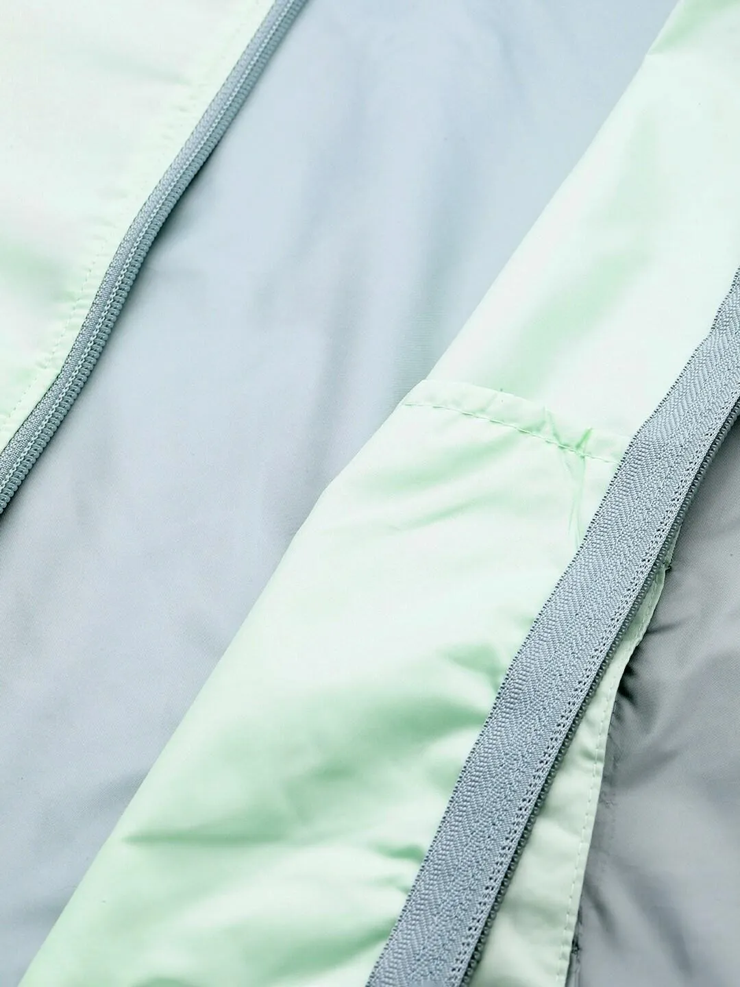 Columbia Men Green Point Park Windbreaker Rain Jacket