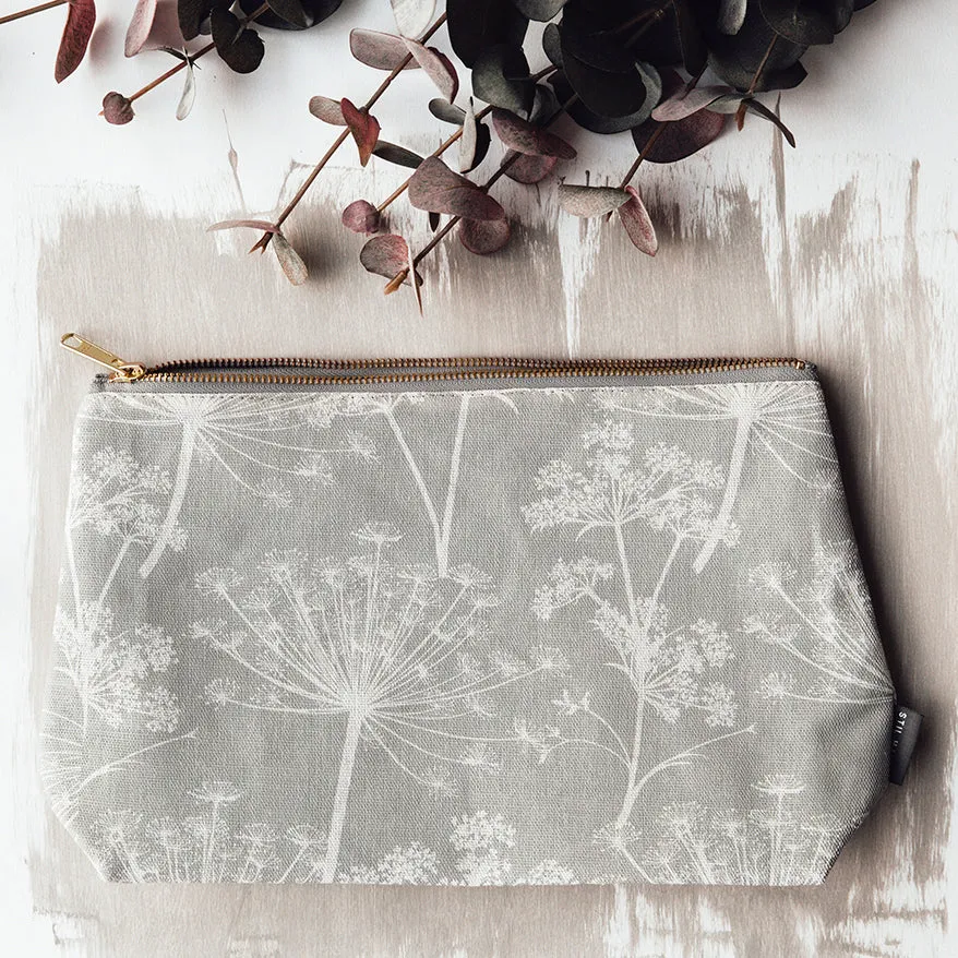 Cow Parsley Cosmetic   Wash Bag
