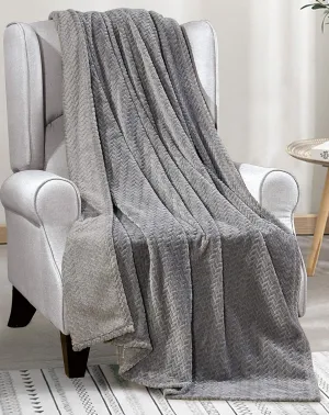 Elegant Comfort Lightweight Printed Throw Blanket- All Season, Ultra Soft, Cozy and Plush- Decorative Throw Blankets, Perfect for Lounging, 50 x 60 inches, Chevron Throw Blanket, Gray