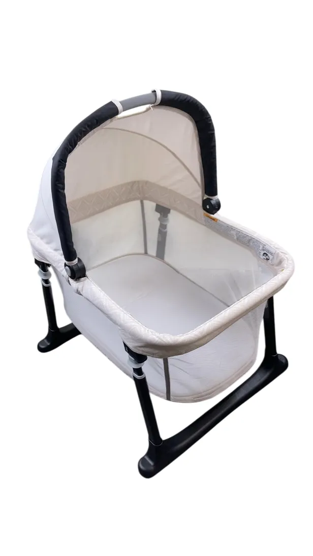 Graco Day2Dream Travel Bassinet Playard, Lo