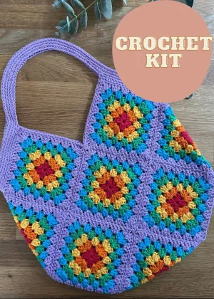 Granny Square tote bag crochet kit - perfect gift for crafty beginners!
