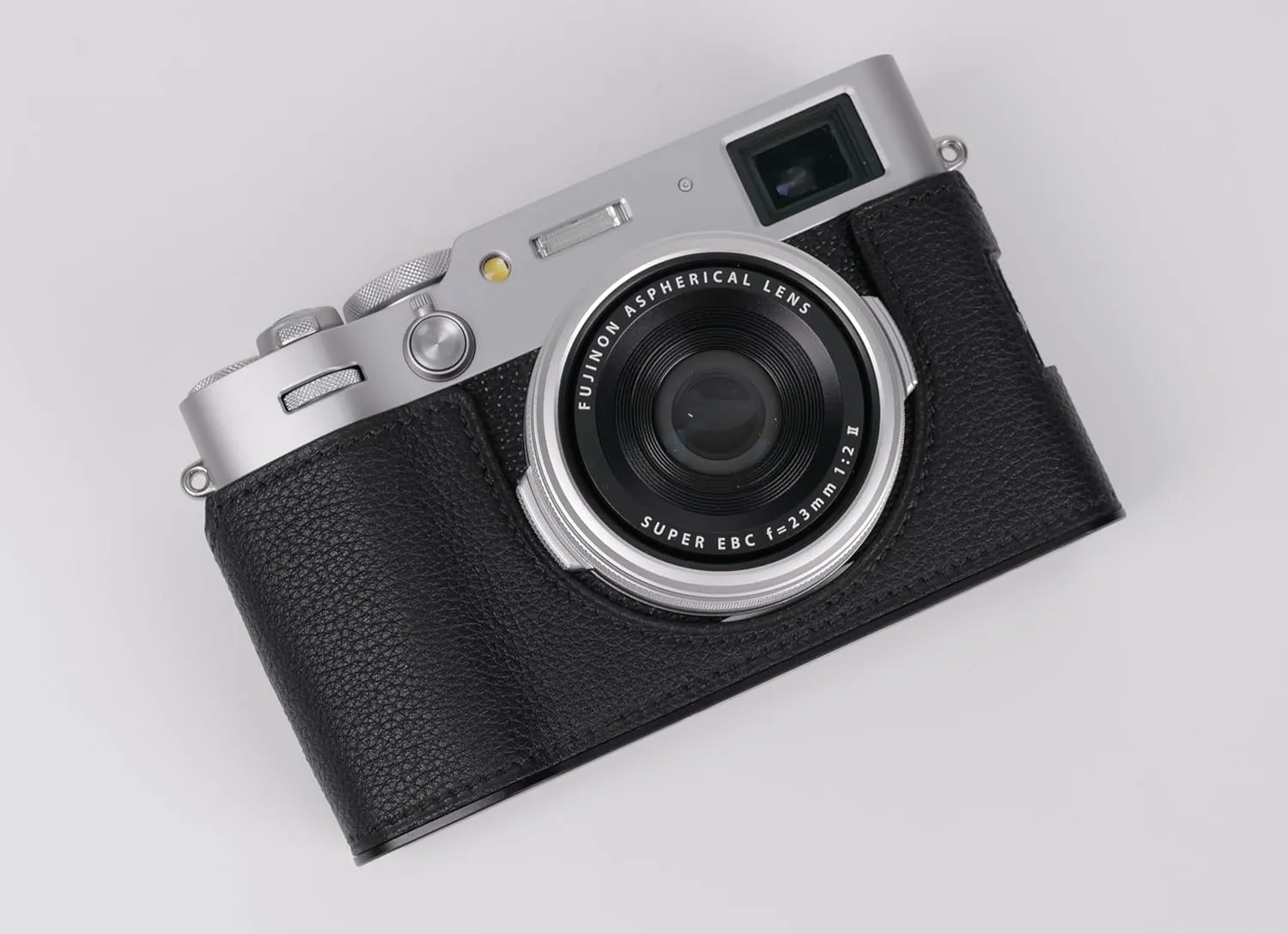 Handmade Genuine Leather Camera Half Case for Fujifilm X100VI - Top Layer Cowhide Body   Metal Base Plate - Hand Shank Free Design (Black)