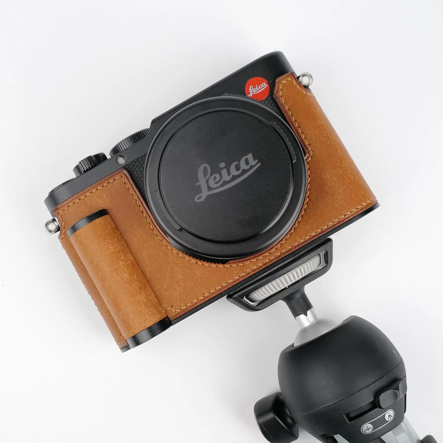 Handmade Genuine Leather Camera Half Case for Leica D-Lux 8 Camera Case/Leica D-Lux 8 Case-Top Layer Cowhide Body   Hand Sewn Saddle Stitch   Metal Base Plate   Hand Shank(Yellowish-Brown)