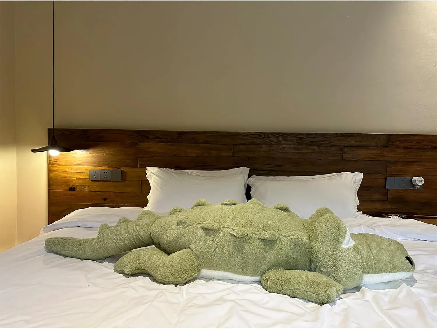 Hofun4U Alligator Plush Pillow, 38 inch Alligator Stuffed Animal, Home Decoration Christmas Valentine’s Birthday Gift for Boys Girls Adults Kids (Green)