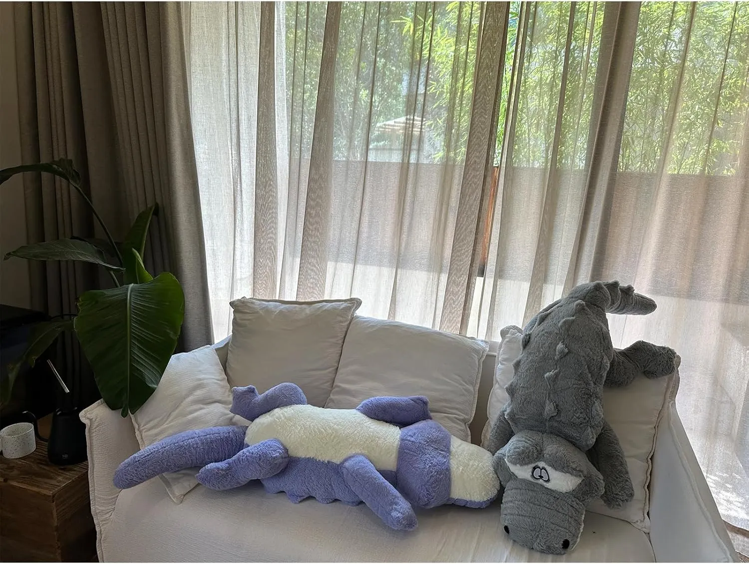 Hofun4U Alligator Plush Pillow, 46 inch Alligator Stuffed Animal, Home Decoration Christmas Valentine’s Birthday Gift for Boys Girls Adults Kids (Grey)