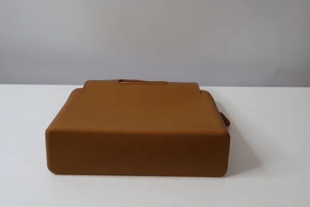 ibiG Grande (Large) Silicone Bag. Not Too Big Not Too Small