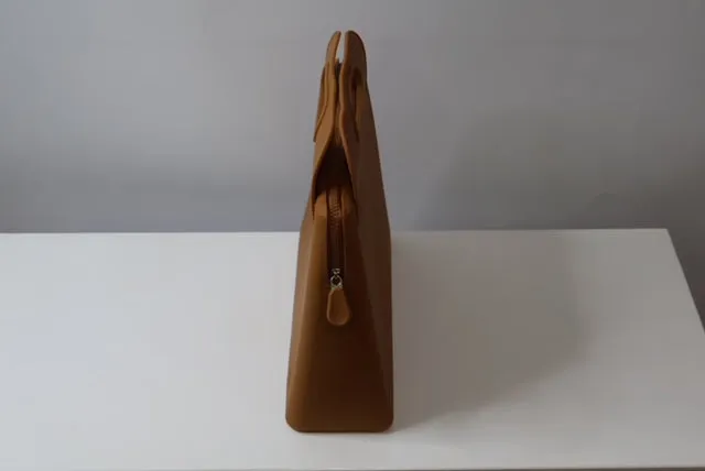 ibiG Grande (Large) Silicone Bag. Not Too Big Not Too Small