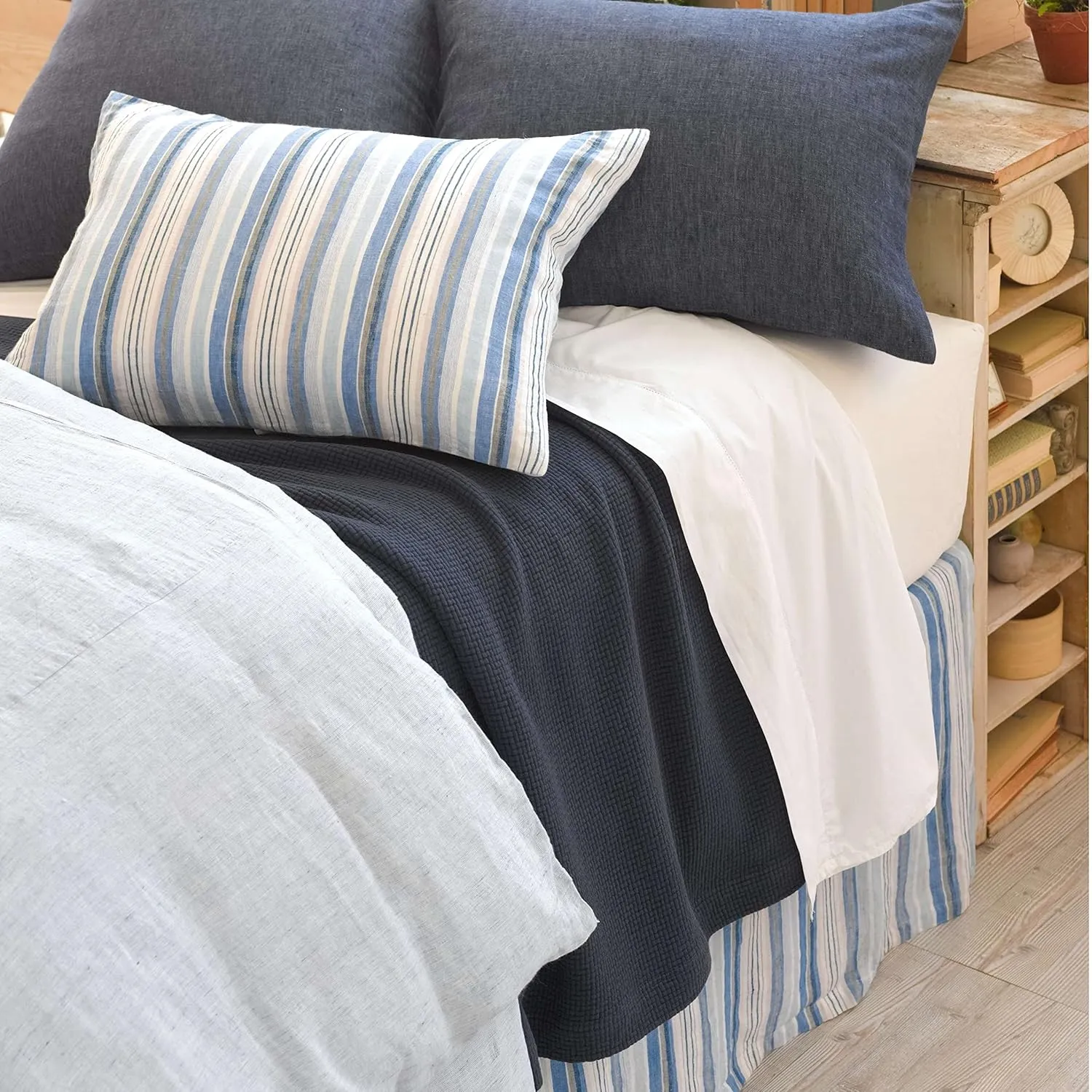 Interlaken Ink Matelasse Coverlet, King Size, Blue Solid Pattern