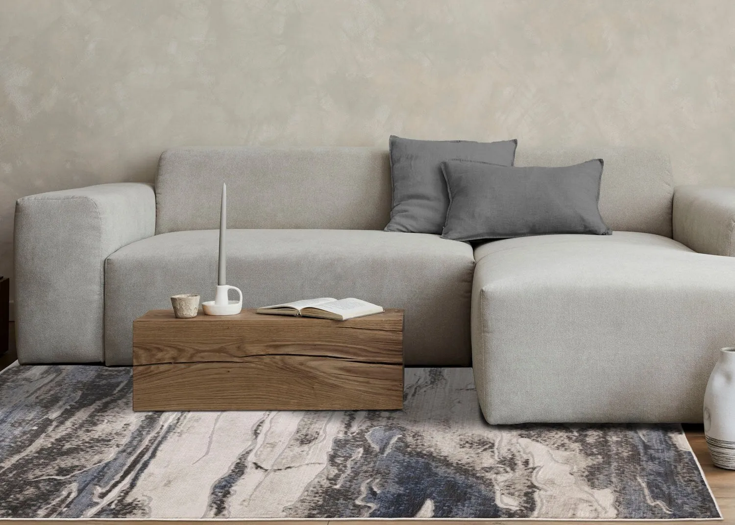 Linnie Blue Grey Area Rug - 5'3" x 7'7" | Carpette Linnie gris et bleu - 5 pi 3 po x 7 pi 7 po