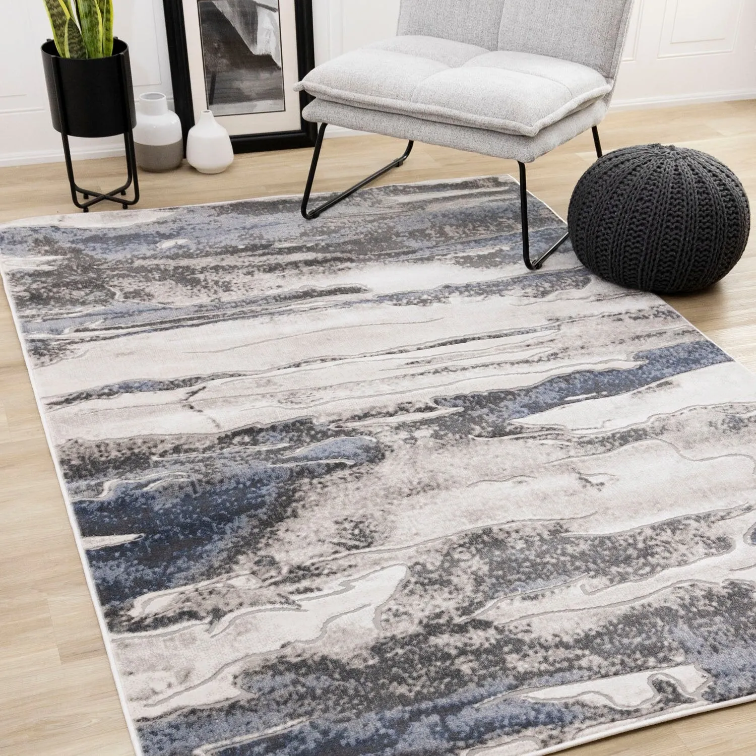 Linnie Blue Grey Area Rug - 5'3" x 7'7" | Carpette Linnie gris et bleu - 5 pi 3 po x 7 pi 7 po