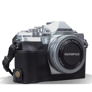 MegaGear Olympus OM-D E-M10 Mark IV Ever Ready Genuine Leather Camera Half Case