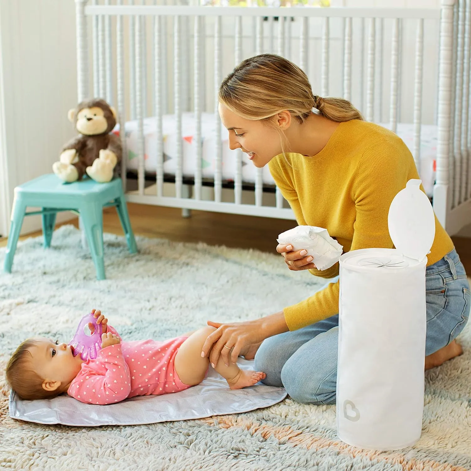 Munchkin® Toss™ Portable Disposable Diaper Pail, Holds up to 150 Newborn Diapers, 5 Pack, White