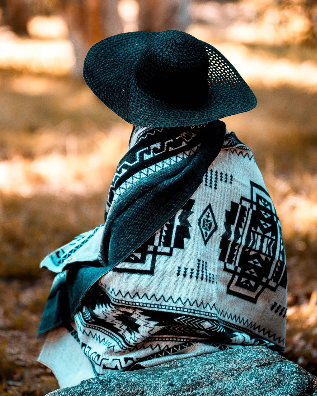 Off the Grid Inca Aztec Throw Blanket | Southwest Indian Navajo Boho Style | Native Woven Western Cover for Camping, Bedding, Couch