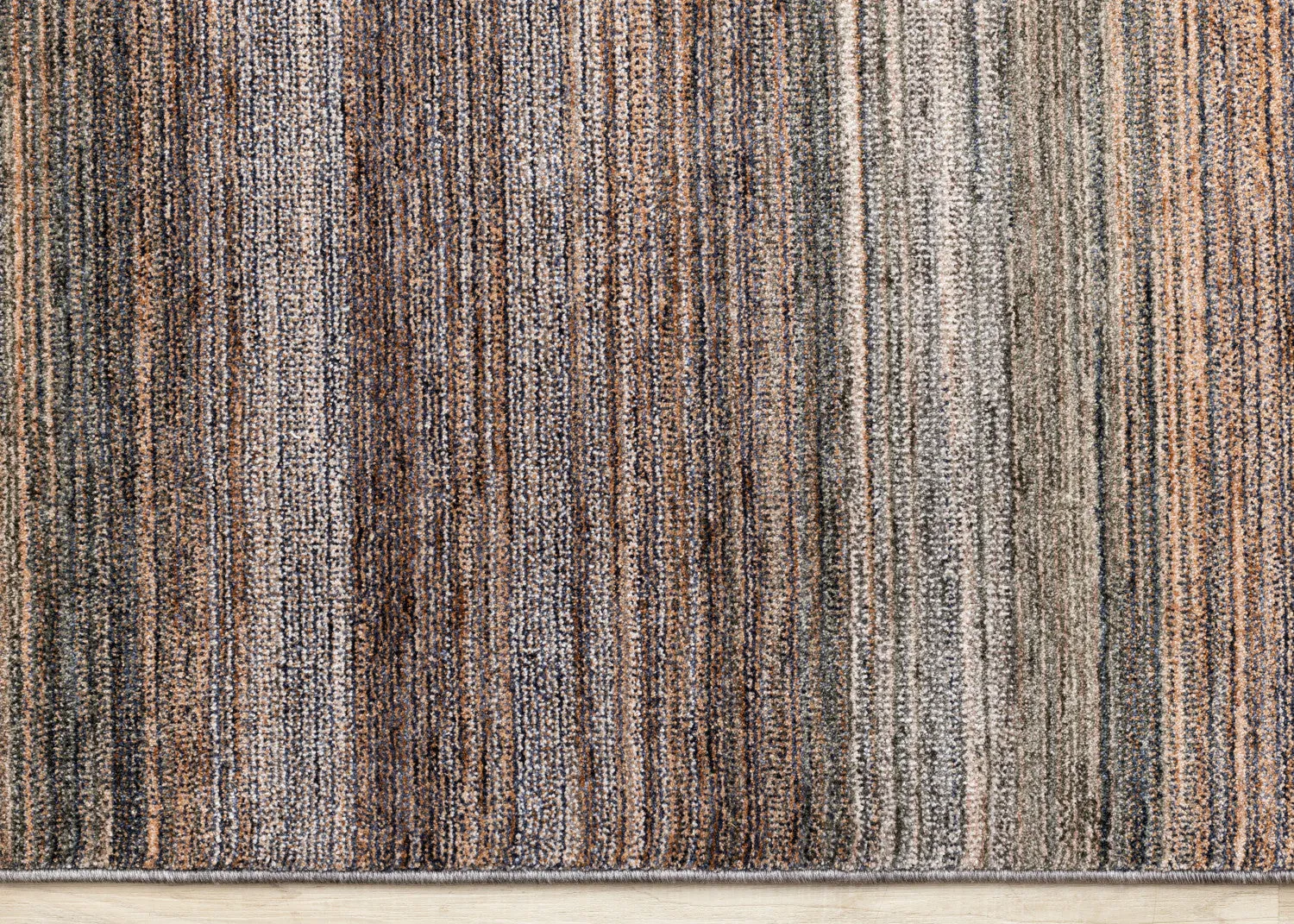 Olivia Distressed Geometric Red White Grey Area Rug - 5'3" x 7'10"|Carpette Olivia rouge, blanche et grise à motif géométrique vieilli - 5 pi 3 po x 7 pi 10 po