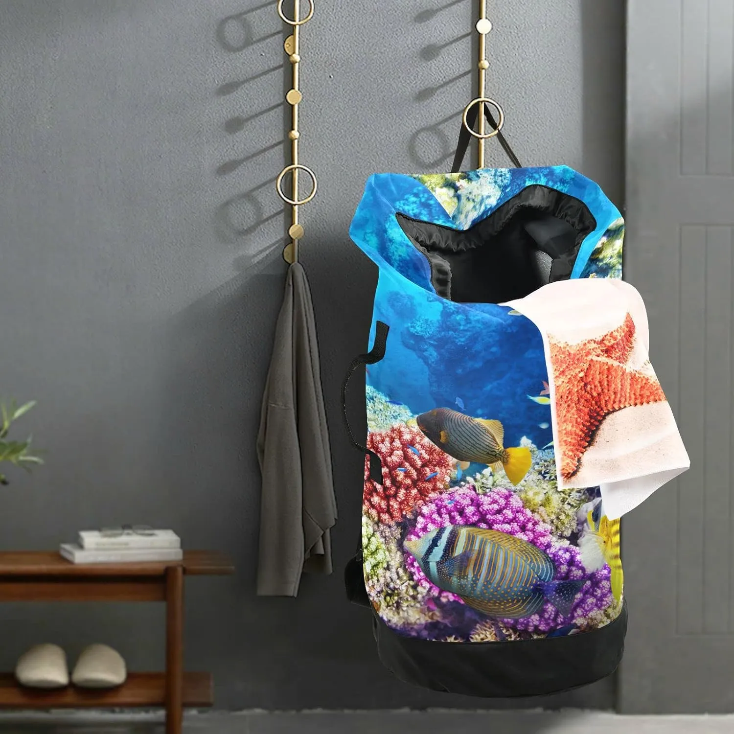 Oyihfvs Blue Underwater World with Corals and Tropical Fishes Backpack Laundry Bag, Laundry Backpack with Shoulder Straps, Waterproof Nylon Clothes Hamper Bag for Men Women Yoga Backpack