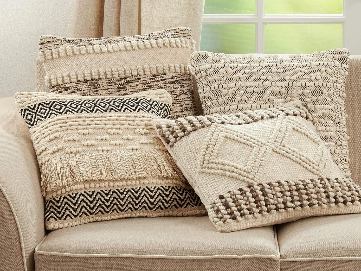 SARO LIFESTYLE Haniyah Collection Woven Textured Pillow Cover with Diamond Design, 18" x 18", Ivory