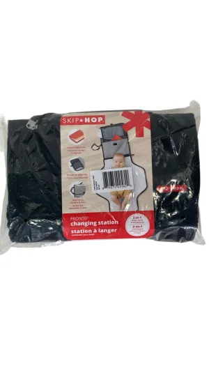 Skip Hop Pronto Changing Station, Black
