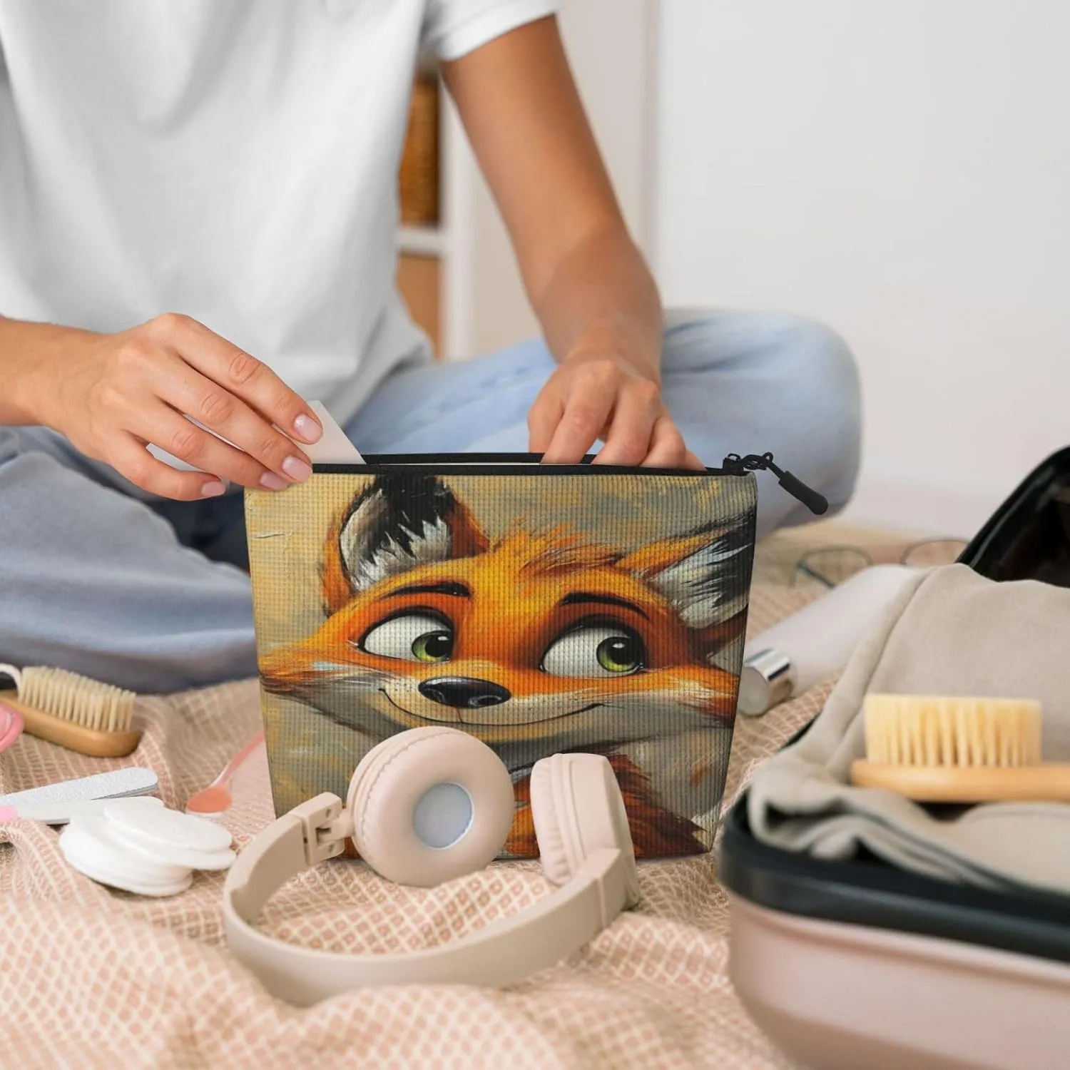 Smiling Fox Series Makeup Bag Birthday Gift Mother'S Day Gifts Are The Internal Capacity Is Large Light And Cute Suitable For Daily Life Travel Etc