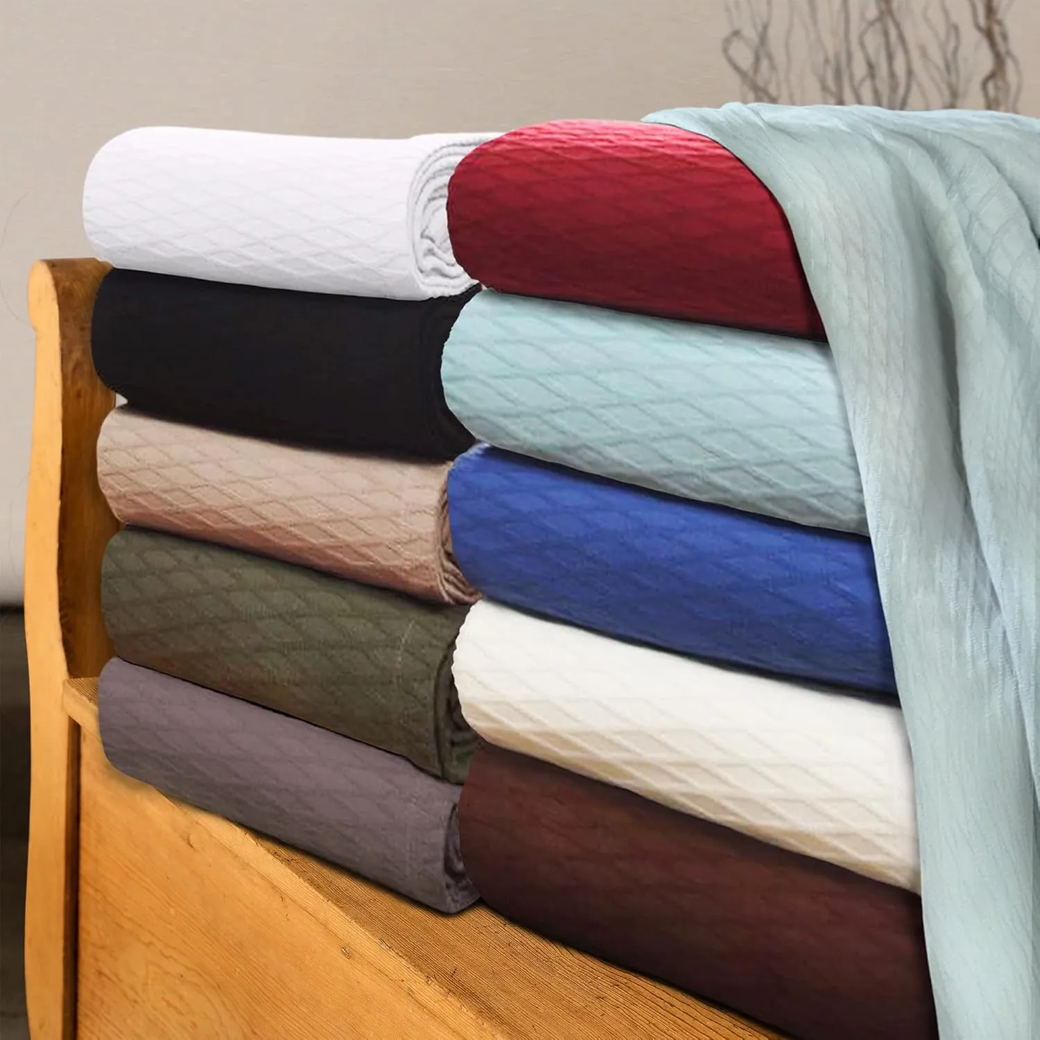 SUPERIOR Diamond Weave All-Season Cotton Blanket, Cover for Home, Couch, Bed, Soft, Warm Blankets, Boho Aesthetic, Comfy, Cozy, and Cute Covers, Decorative Bedding Essentials, King, Forest Green