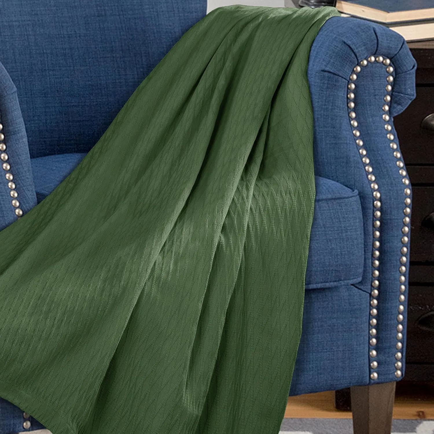SUPERIOR Diamond Weave All-Season Cotton Blanket, Cover for Home, Couch, Bed, Soft, Warm Blankets, Boho Aesthetic, Comfy, Cozy, and Cute Covers, Decorative Bedding Essentials, King, Forest Green