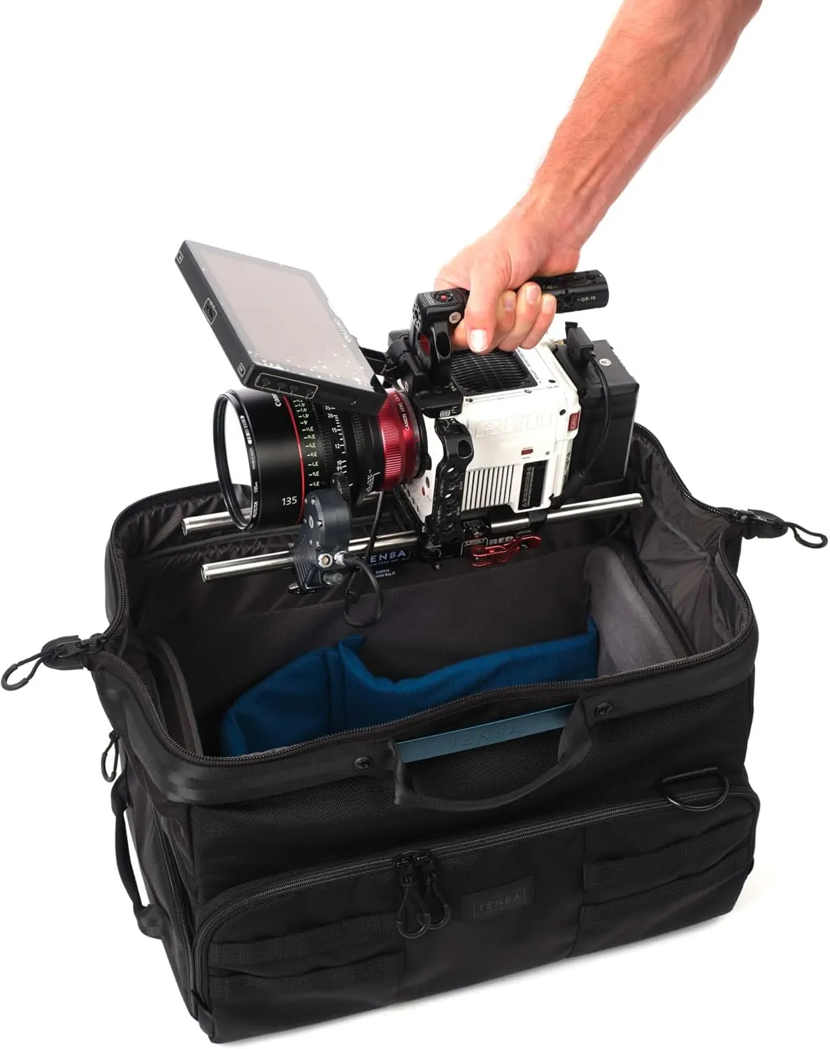 Tenba Cineluxe v2 Shoulder Bag 21 - Black