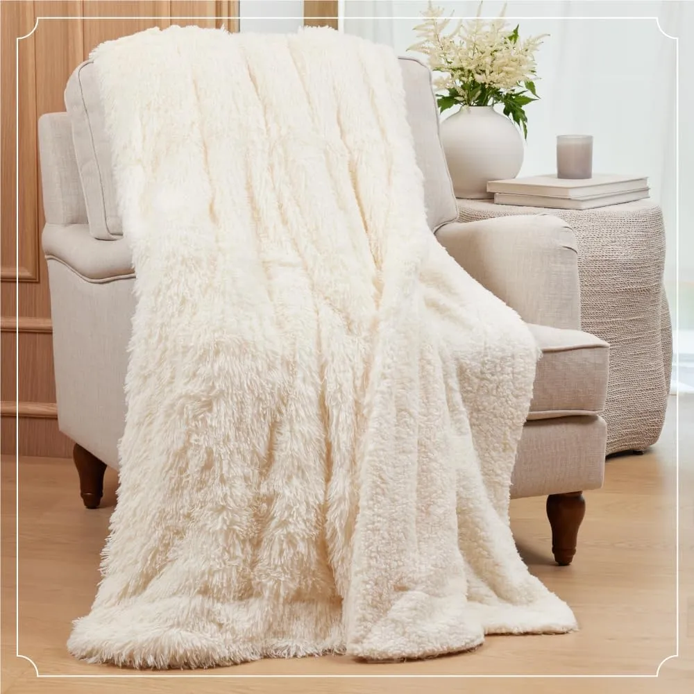 The Connecticut Home Co Throw Blanket Soft Fluffy Room Decor, Cozy Warm Throws for Bed, Couch, Gifts for Women, Bedroom Cute Aesthetic Blankets Shag and Sherpa, 65x50, Gray