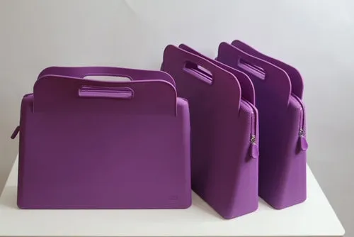 The (XL) Bag. A Summer special That Larger Bag For Girl ibiG Must-have item Wants Supreme Silicone
