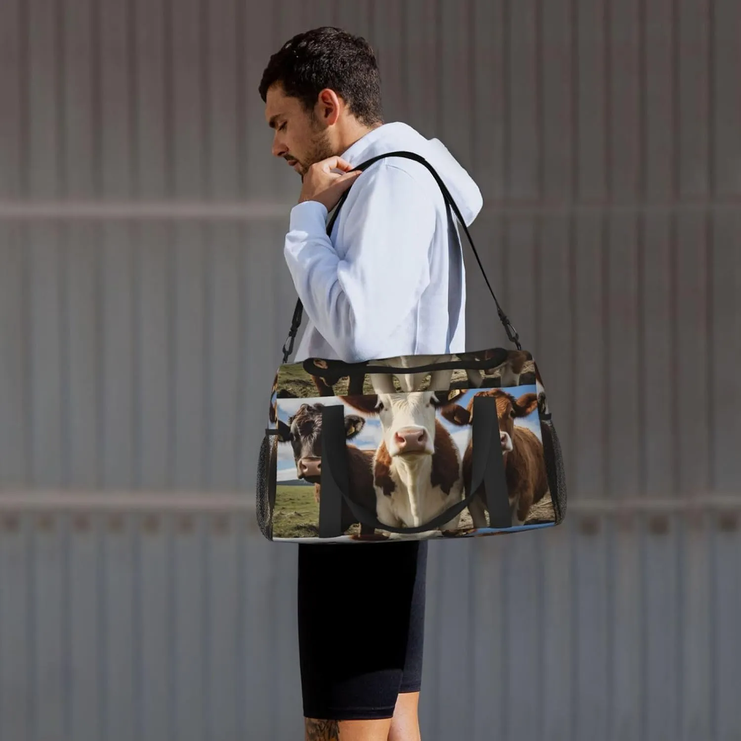Travel Duffel Bag For Men Women, Funny Animal Cow Carry On Sport Gym Bag With Shoulder Strap Lightweight Waterproof Weekender Bag Overnight Bag