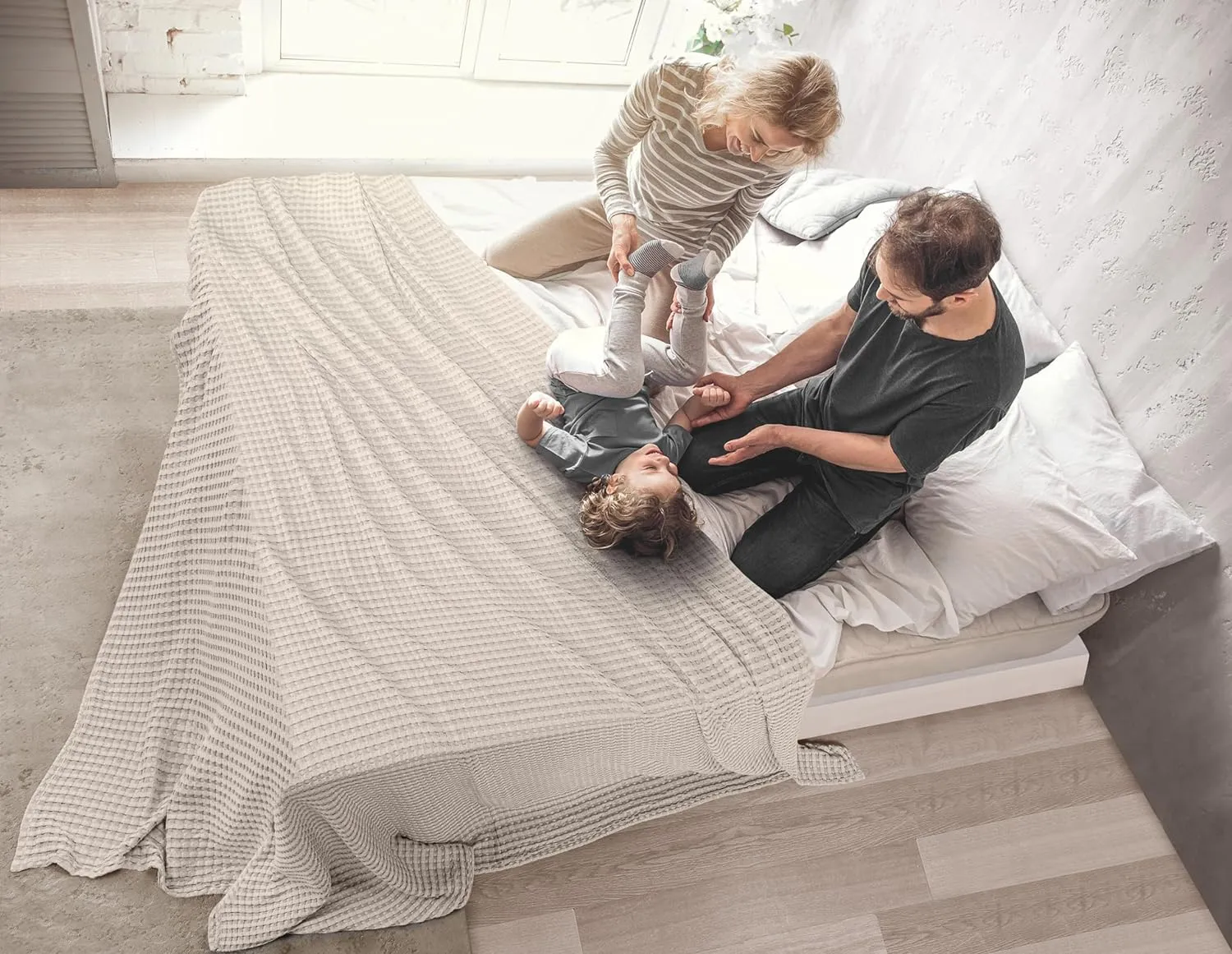 Utopia Bedding Khaki 100% Cotton Waffle Blanket 300 GSM [King - 90x108 Inch] Soft Lightweight Breathable Bed Blanket for All Season