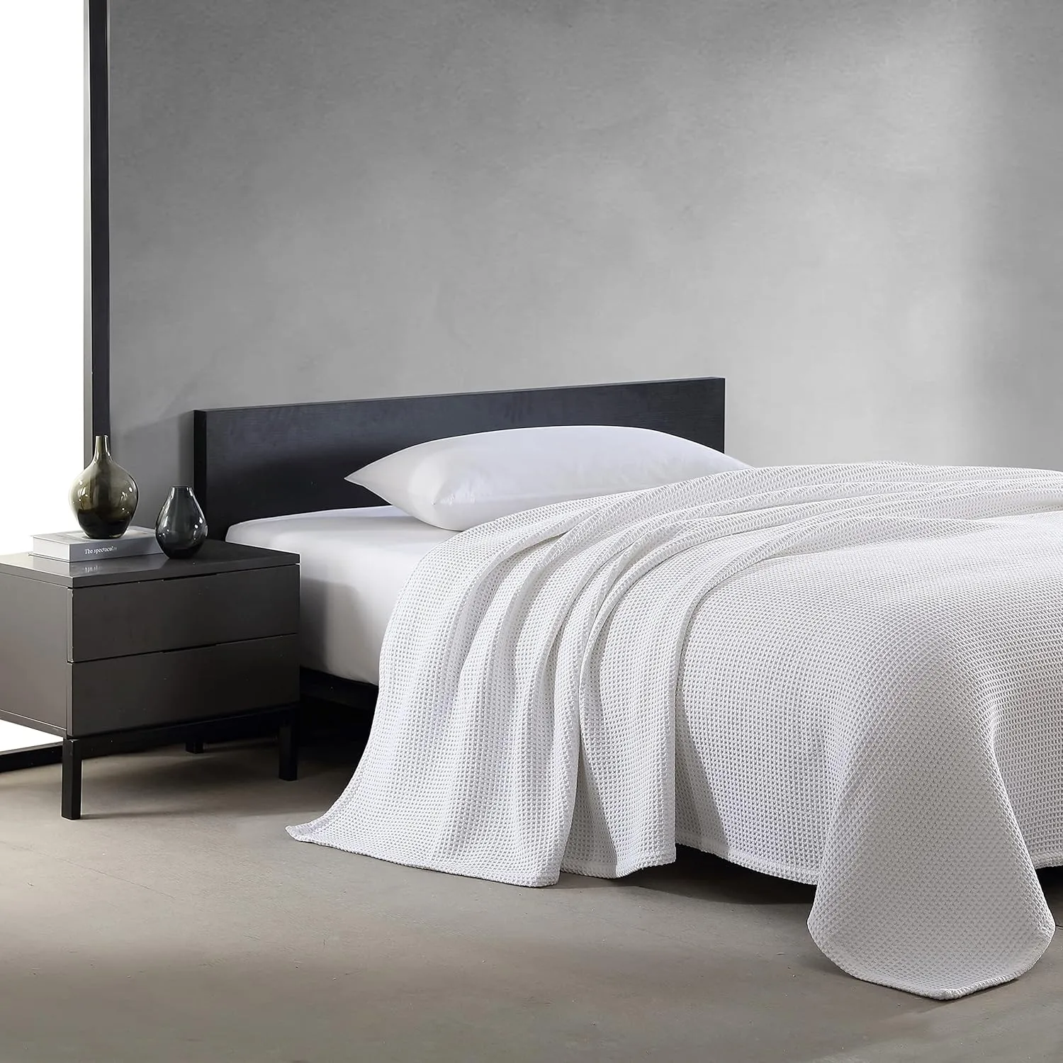 Vera Wang - Twin Blanket, Luxury Cotton Bedding, Super Soft Essentials with Waffle Weave Knit (Waffleweave White, Twin)