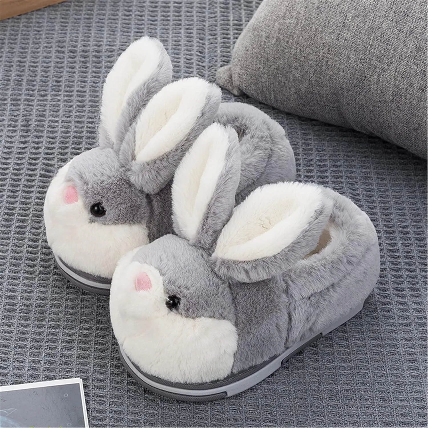 YILANLAN Women's Cute Bunny Animals Slippers Interesting Comfortable Furry Slippers Soft Plush Winter season Keep warm Home Slippers
