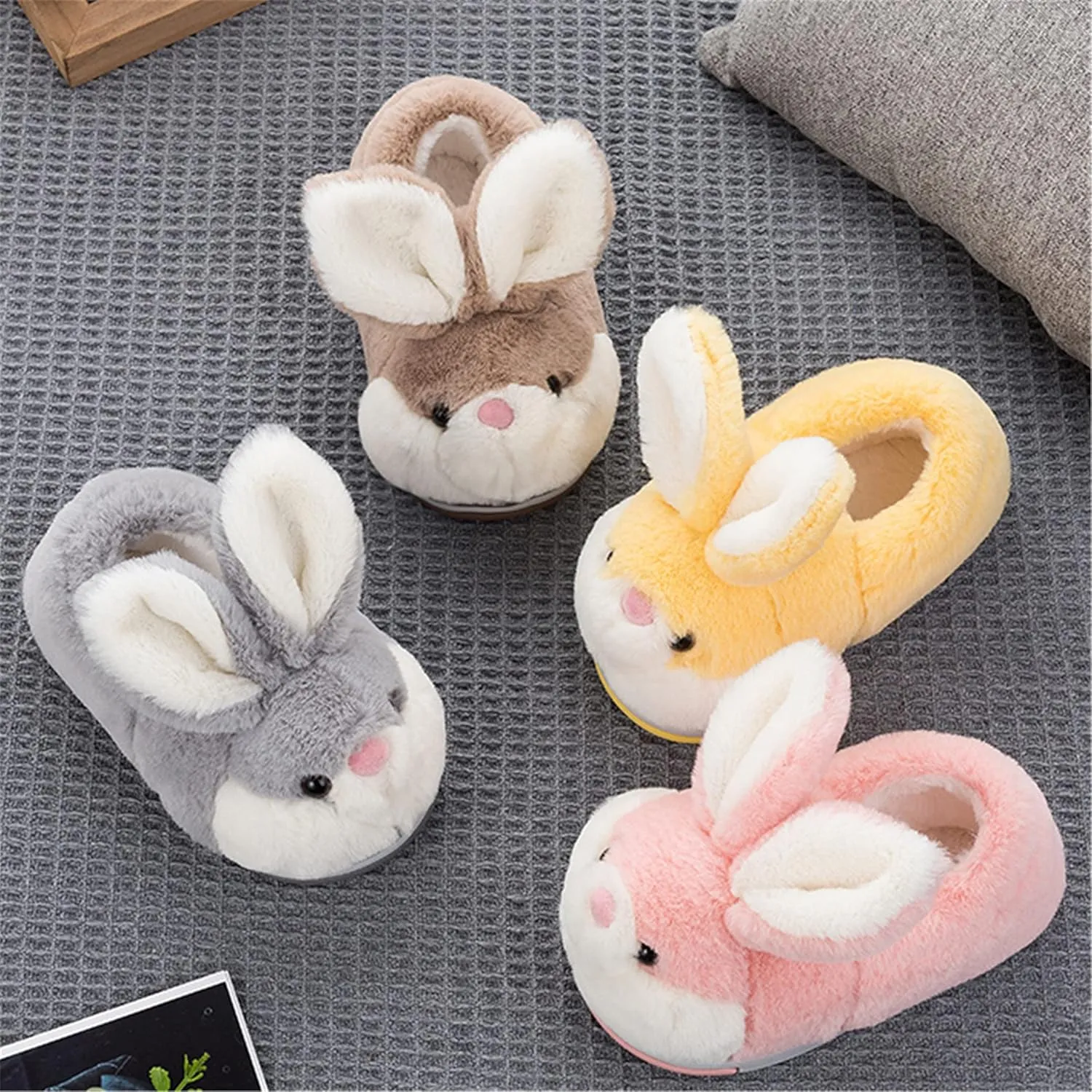 YILANLAN Women's Cute Bunny Animals Slippers Interesting Comfortable Furry Slippers Soft Plush Winter season Keep warm Home Slippers